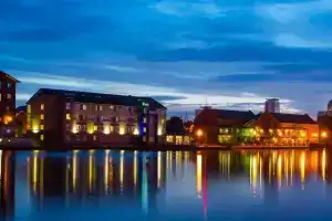 Holiday Inn Express Bay, an IHG Hotel