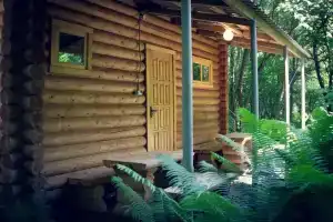 Turisticheskiy priyut Myatnaya polyana Tourist base, Nikitin