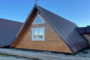 Tihaya Gavan Cottage, Ura-Guba