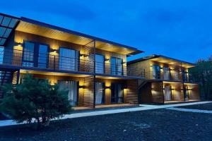 Alra Eco Village, Kinghi