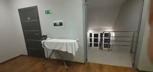 B&B Centre - 50
