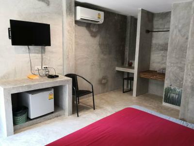 The Curve Residence - 38