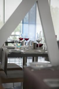 Ramada & Suites by Wyndham Izmir Kemalpasa - 43