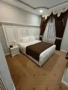 Imperial Palace - 95