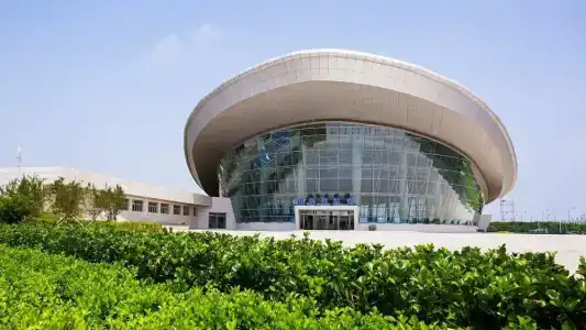 Crowne Plaza DALIAN SPORTS CENTER by IHG - 0