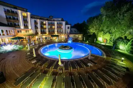 Lotus Therme & Spa - 30