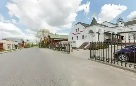 Кремлевский - 61