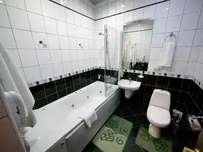 DezhaVyu Mini-Hotel - 10