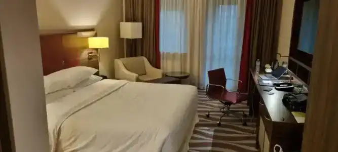 Four Points by Sheraton - 22