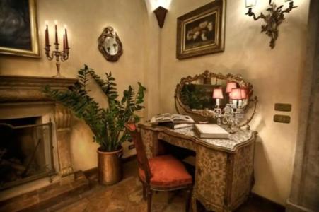 Boutique Campo de' Fiori - 50