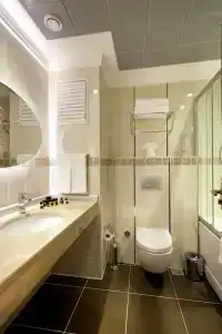 Black Bird Thermal & Spa - 48