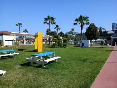 Armas Beach - 95
