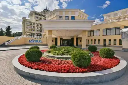 M’Istra’L Apart-Hotel - 20