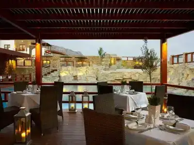 Costa Lindia Beach - 6