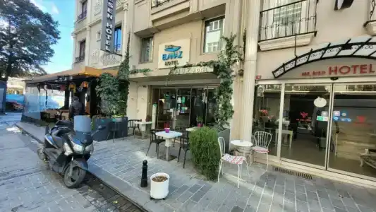 Elanaz - 4