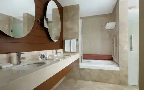 Radisson Blu Resort & Congress Centre 5* - 82