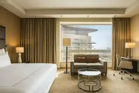 Swissôtel Al Ghurair - 65