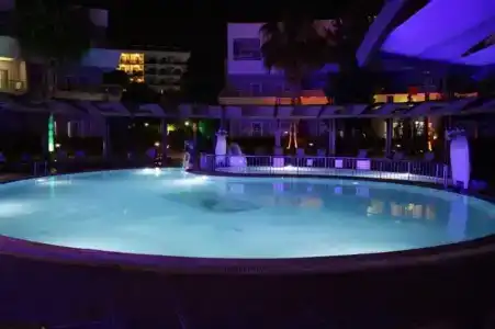 Club Mermaid Village - 33