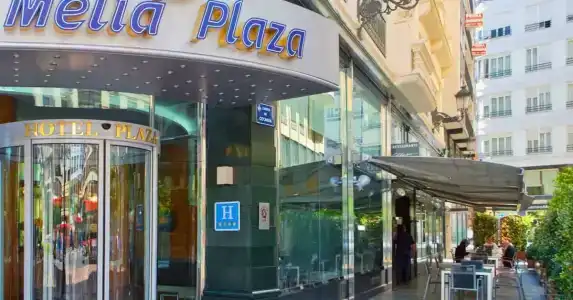 Melia Plaza - 10