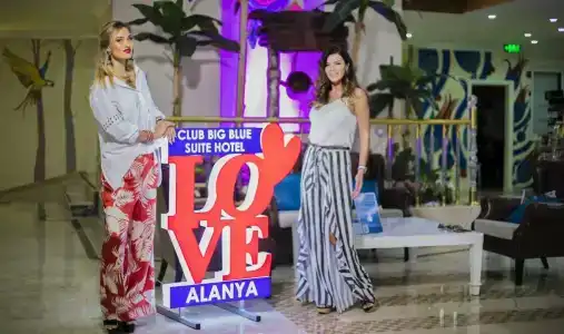 Club Big Blue Suit - All Inclusive - 23