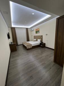 Grand Art Premium - 18