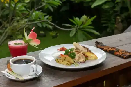 Meruhdani Boutique Ubud - 1