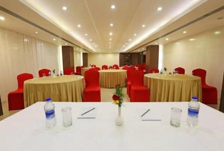 Golden Tulip Jaipur - 39