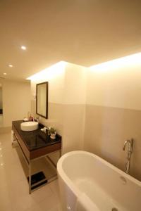 Vivanta Kolkata EM Bypass - 67