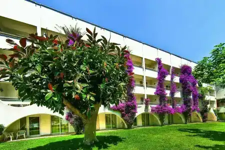 Labranda Alantur - 23