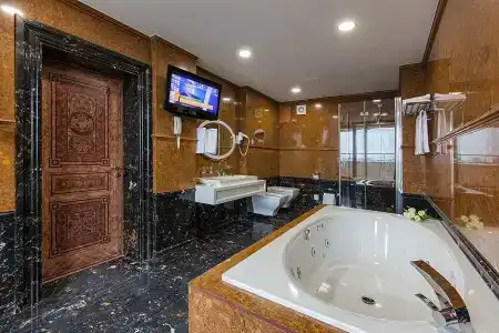 Royal Spa & Wellness - 37