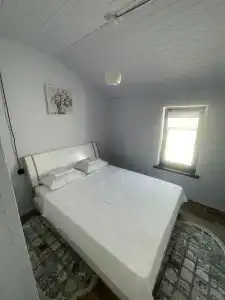 Tihaya gavan na kose Tourist base - 77