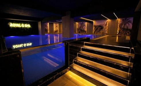 Royal G and Spa - 4