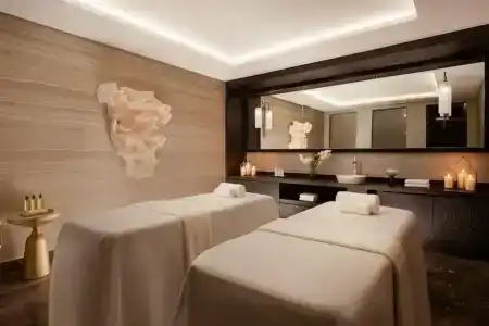 The Ritz-Carlton, - 34