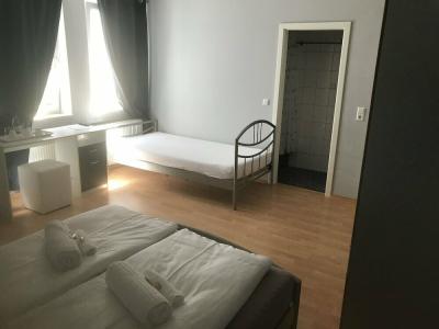 Capitol Zentrum - 24h - - 12