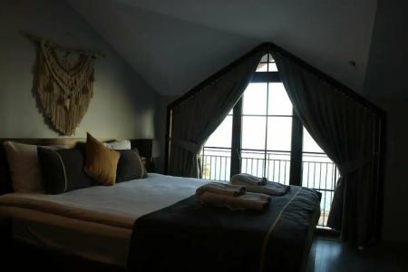 Room 23 - 92