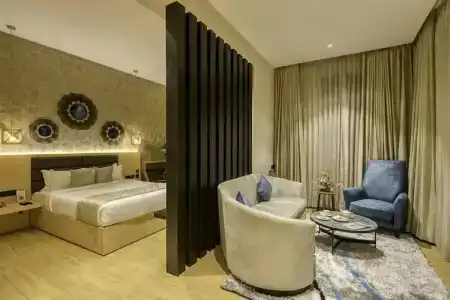 Le Foliage by TGI - 14