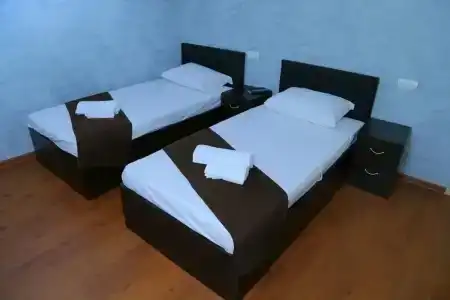 Merien Guesthouse 16 - 18