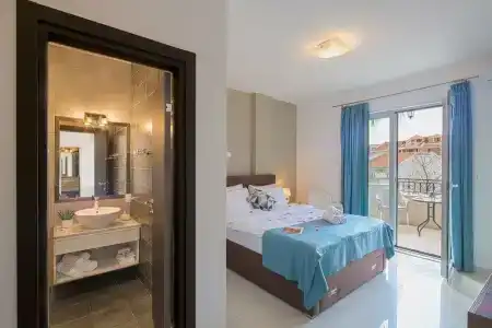 Le Marc Guest house - 10