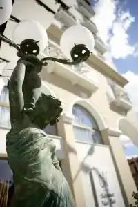 Mediterranean Palace - 10