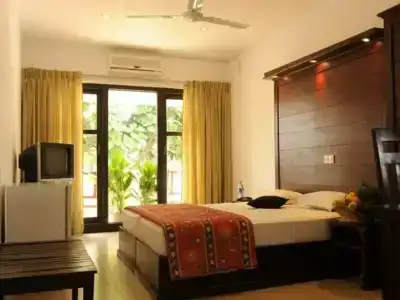 Golden Star Beach - 4