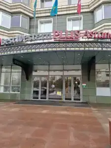 Best Western Plus - 34