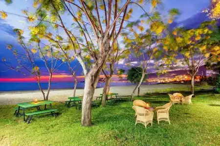 Labranda Alantur - 20