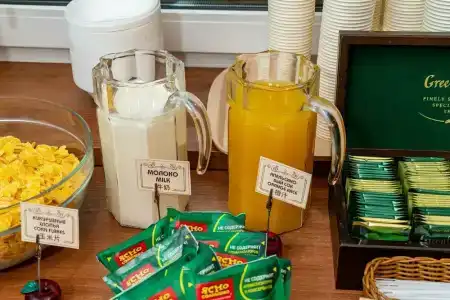 Democrat on Fontanka 104 2K - 22