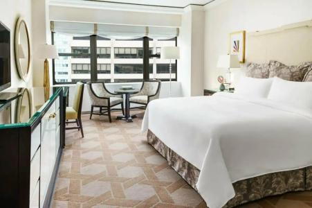 Lotte New York Palace - 17