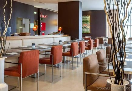AC Porto by Marriott - 28