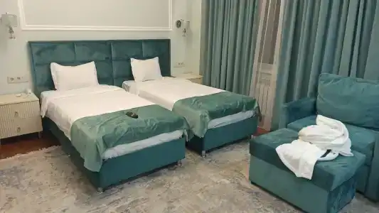 Apart - "DERBENT" - 18