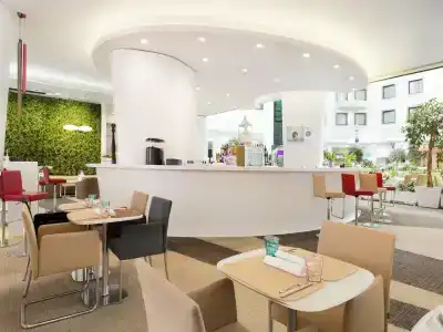 Novotel Moscow Sheremetyevo Airport - 2