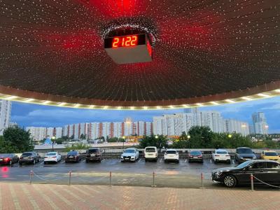 Vash Salut Apart - 2