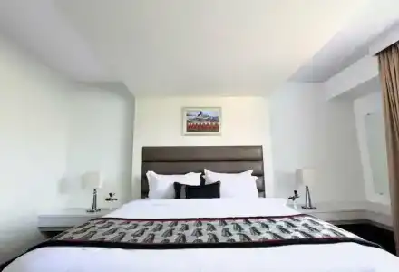 Golden Tulip Jaipur - 7