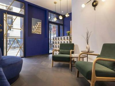 Paris Art Quartier Latin by Malone - 24